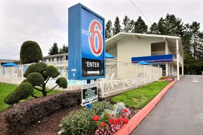 Photo 2 - Motel 6 Tumwater, WA - Olympia