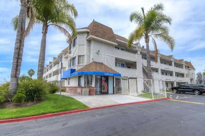 Photo 2 - Motel 6 Chula Vista, CA - San Diego