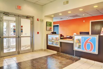 Photo 5 - Motel 6 Seekonk, MA - Providence East
