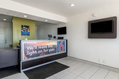 Photo 3 - Motel 6 Fort Worth, TX - North