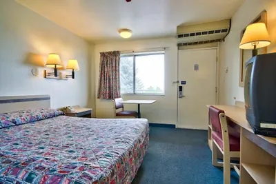 Photo 5 - Americas Best Value Inn & Suites Helena