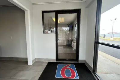 Photo 3 - Motel 6 Jonesboro, AR