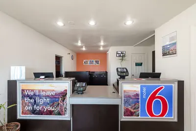 Photo 3 - Motel 6 Mcallen, TX