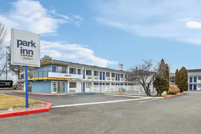 Photo 2 - Park Inn Winnemucca