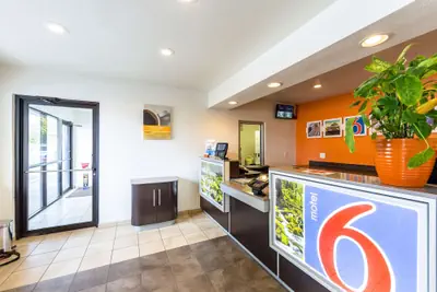Photo 3 - Motel 6 Klamath Falls, OR