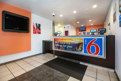 Photo 4 - Motel 6 Corpus Christi, TX - Northwest