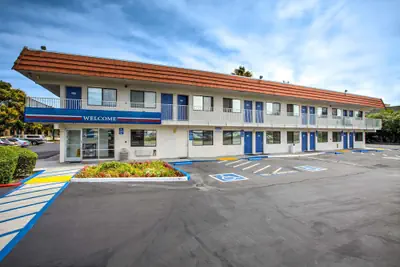 Photo 2 - Motel 6 Vacaville, CA