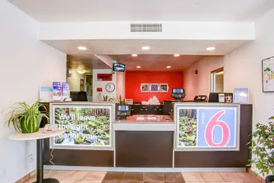 Photo 5 - Motel 6 Grants Pass, OR