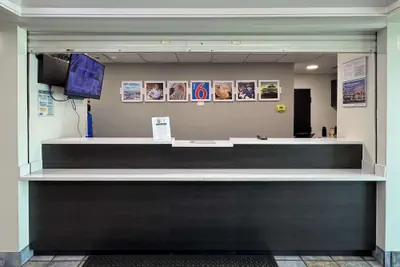 Photo 3 - Motel 6 Joliet, IL - Chicago - I-55