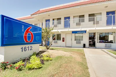 Photo 2 - Motel 6 Tempe, AZ - Scottsdale South