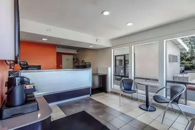 Photo 3 - Motel 6 Modesto CA
