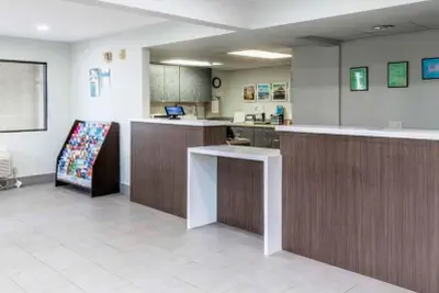 Photo 4 - Motel 6 Carlsbad, CA - Near Legoland