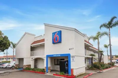 Photo 2 - Motel 6 Carlsbad, CA - Near Legoland