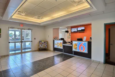 Photo 3 - Motel 6 Tewksbury, MA - Boston