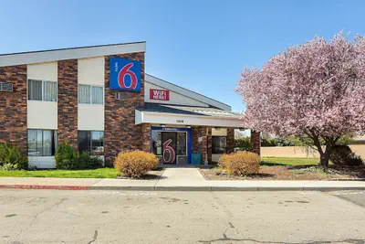 Photo 2 - Motel 6 Spokane, WA - East