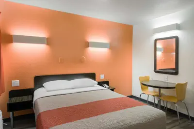Photo 5 - Motel 6 Williams, CA