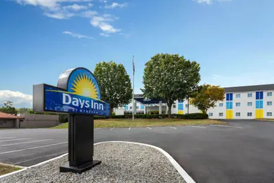 Photo 2 - Days Inn by Wyndham Penn State