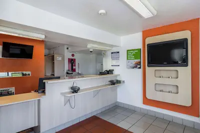 Photo 2 - Motel 6 Bellmead, TX - Waco