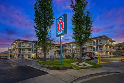 Photo 2 - Motel 6 San Bernardino, CA - North