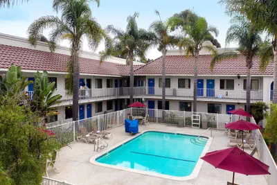 Photo 2 - Motel 6 Santa Maria, CA - North