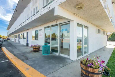 Photo 3 - Motel 6 Moses Lake, WA
