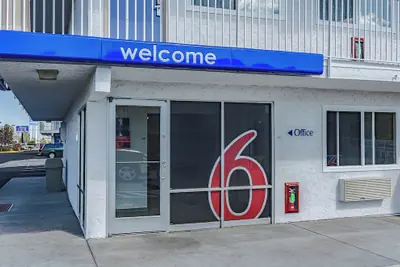 Photo 3 - Motel 6 Cheyenne WY