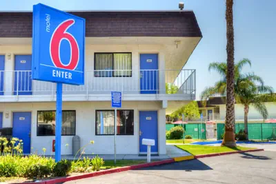 Photo 2 - Motel 6 – Santa Nella, on I-5