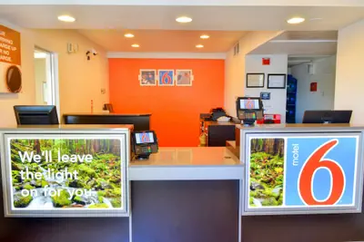 Photo 4 - Motel 6 – Santa Nella, on I-5