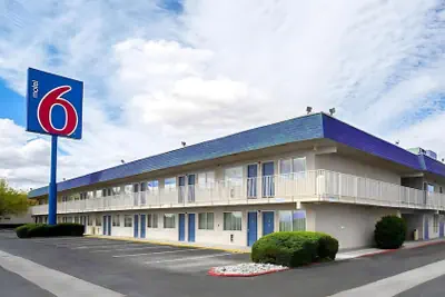Photo 2 - Motel 6 Holbrook, AZ