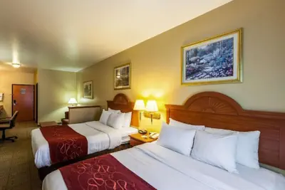 Photo 5 - SureStay Plus Hotel by Best Western Mesquite
