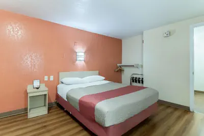 Photo 4 - Motel 6 Newport News, VA