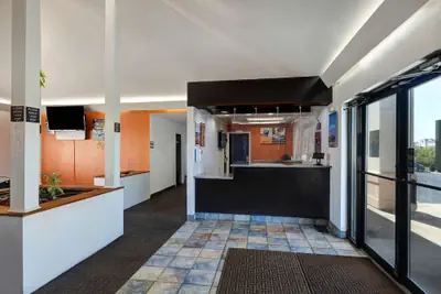 Photo 2 - Motel 6 Shepherdsville, KY – Louisville South