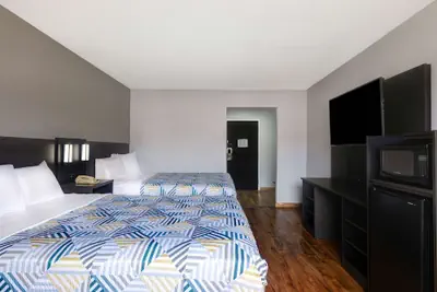 Photo 3 - Motel 6 Shepherdsville, KY – Louisville South