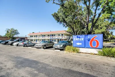 Photo 2 - Motel 6 Stockton, CA - North