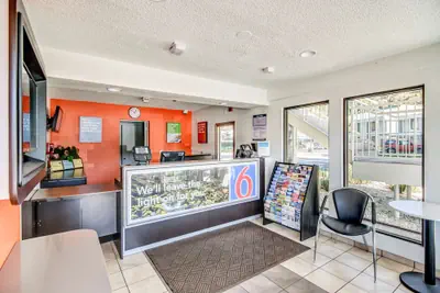 Photo 3 - Motel 6 Stockton, CA - North