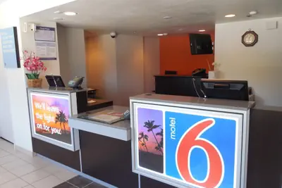 Photo 4 - Motel 6 Temecula, CA - Historic Old Town