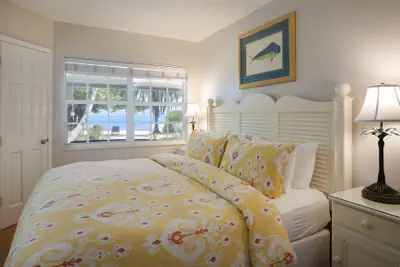 Photo 3 - Pines & Palms Resort