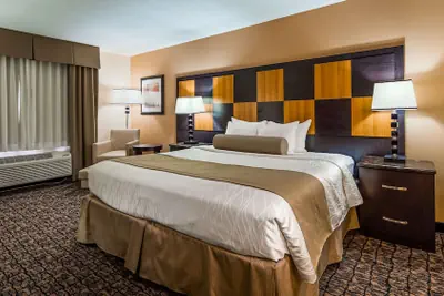 Photo 2 - Best Western Plus Wendover Inn