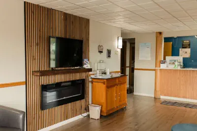 Photo 4 - Travelodge by Wyndham Escanaba