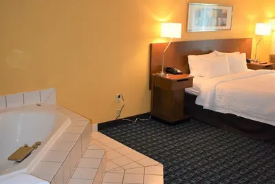 Photo 4 - Fairfield Inn & Suites by Marriott Cleveland Streetsboro