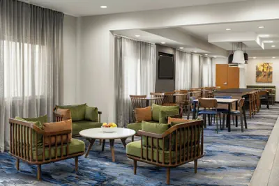 Photo 5 - Fairfield Inn & Suites Minneapolis St. Paul / Roseville