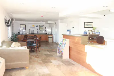 Photo 3 - Days Inn & Suites by Wyndham Needles
