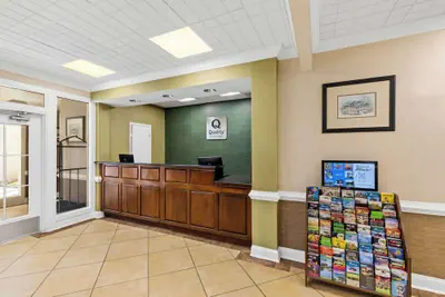 Photo 4 - Quality Inn Fayetteville near Historic Downtown Square