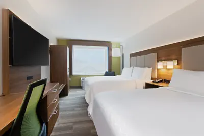 Photo 4 - Holiday Inn Express Ft. Lauderdale Cruise-Airport by IHG