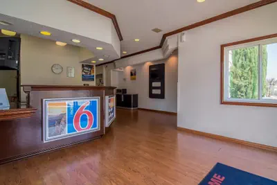 Photo 3 - Motel 6 Dallas, TX - North - Richardson