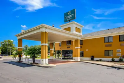 Photo 2 - Quality Inn near University of Mobile