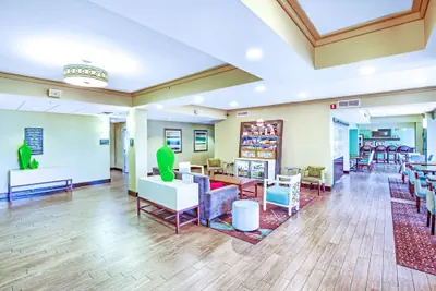 Photo 3 - Hampton Inn Slidell
