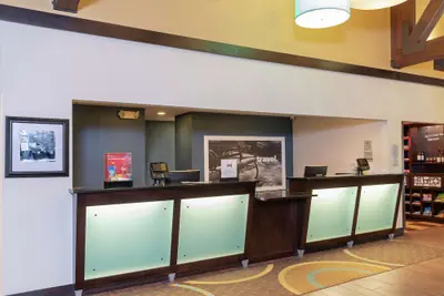 Photo 3 - Hampton Inn & Suites Cleveland-Airport/Middleburg Heights