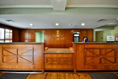 Photo 4 - Hampton Inn & Suites Charleston/Mt. Pleasant-Isle Of Palms