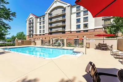 Photo 2 - Hyatt Place Kansas City/Overland Park/Convention Center